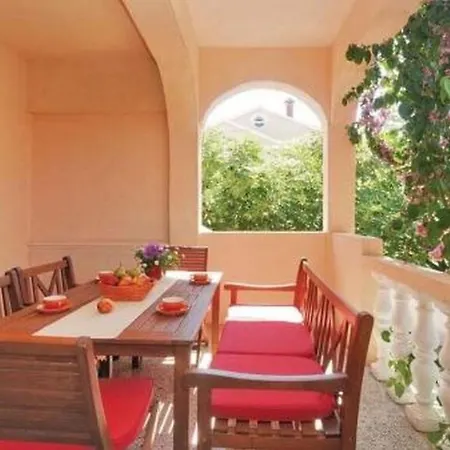 Διαμέρισμα Nora Near The - By Ta Leut Agency Privlaka (Zadar)