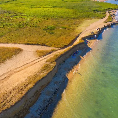 Nora Near The - By Ta Leut Agency * Privlaka (Zadar)