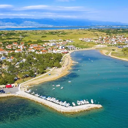 Nora Near The - By Ta Leut Agency * Privlaka (Zadar)